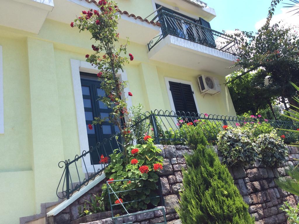 Apartments Simo Petrovac 客房 照片