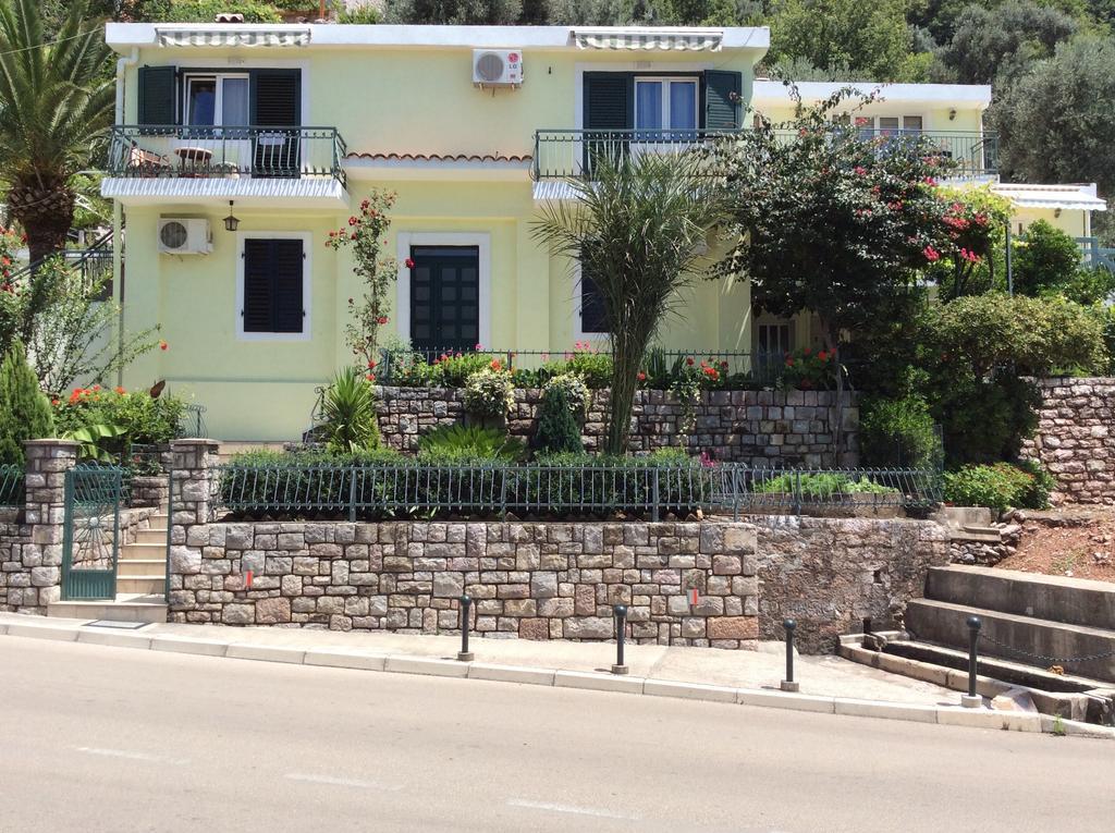 Apartments Simo Petrovac 客房 照片